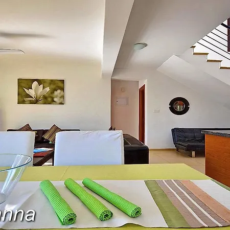 Villa Airianna Coral Bay *