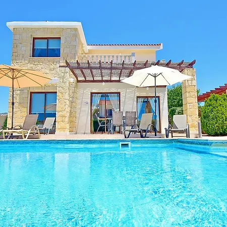 Airianna Coral Bay Villa *